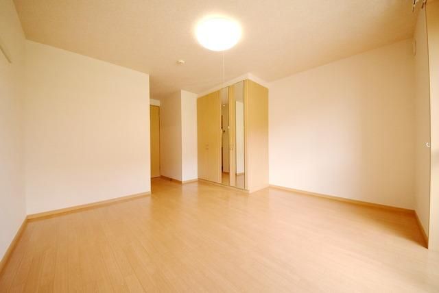 居室・リビング　開放的なリビング♪