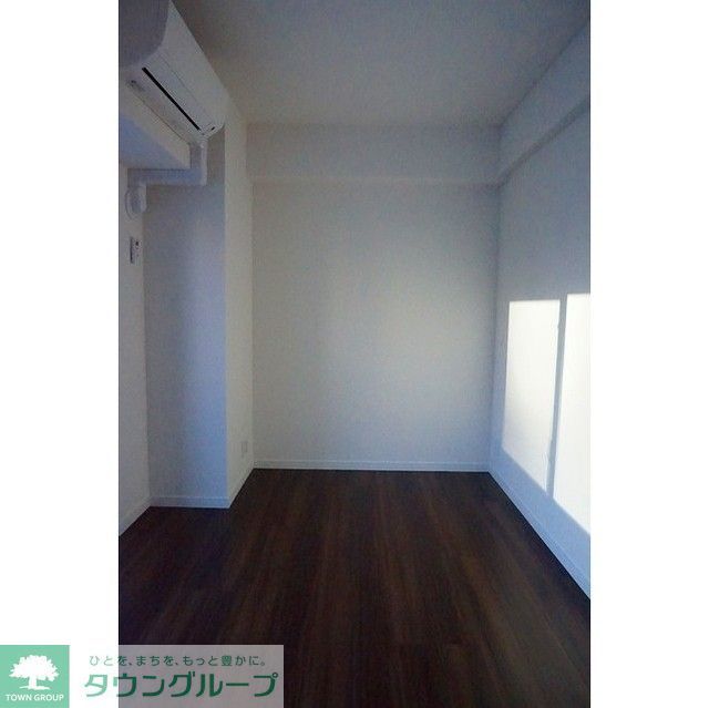 居室・リビング　玄関