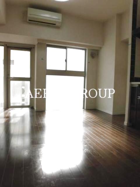 居室・リビング　同仕様タイプ