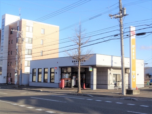 郵便局　恵庭黄金郵便局（郵便局）まで1042m