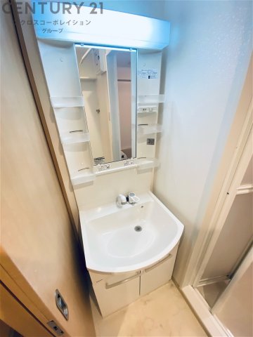 洗面設備　洗髪洗面化粧台付き♪