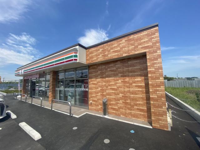 その他　セブンイレブン八潮団地通り店（その他）まで698m