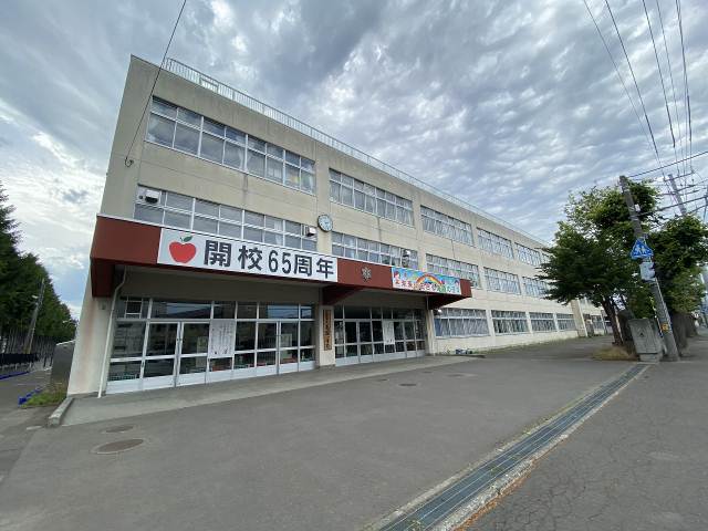 小学校　美園小学校（小学校）まで447m