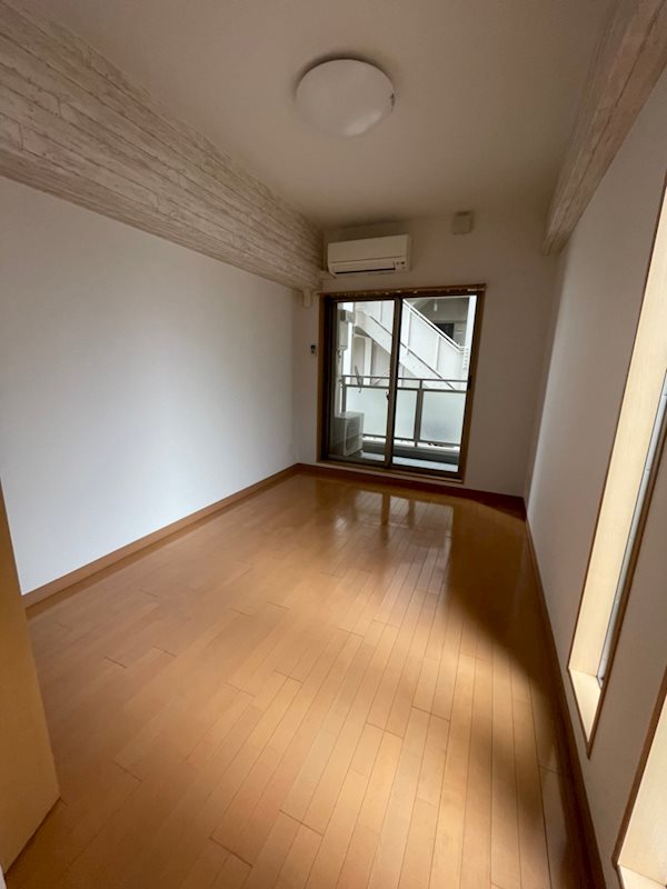 居室・リビング　403号室(2022.6.2)