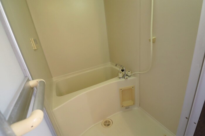 バス・シャワールーム　現況優先