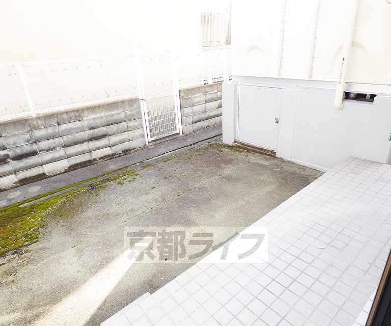 バルコニー　とっても広いです。