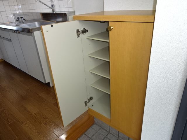 玄関　下駄箱の様子です。