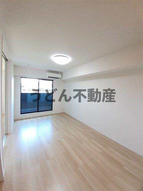 居室・リビング　うどん県のお部屋探しはうどん不動産へ うどんちゃんとLINE