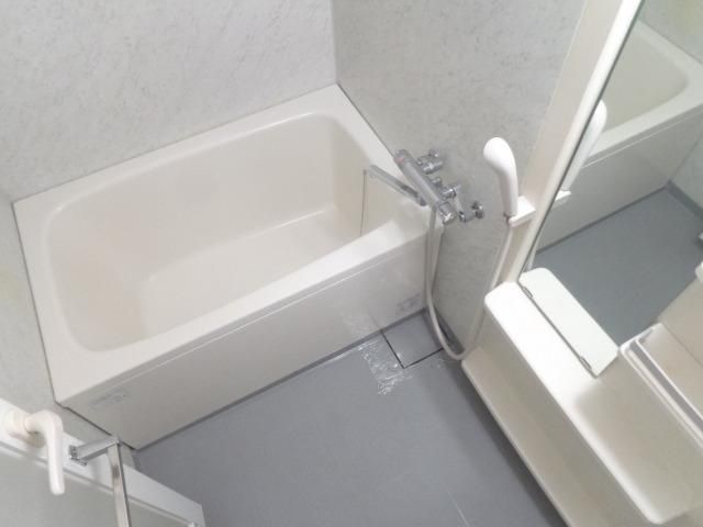 バス・シャワールーム　浴室