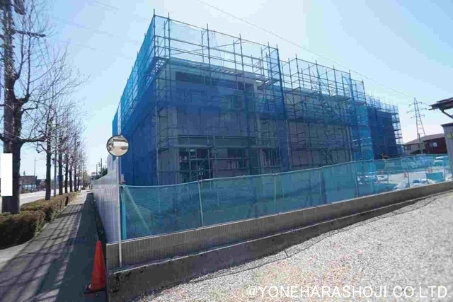 建物外観　建築中