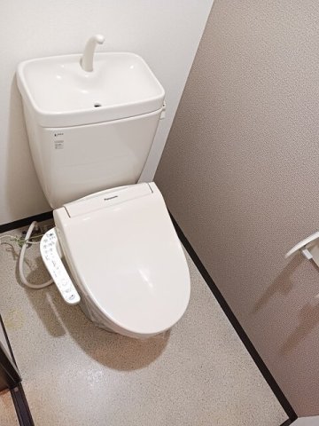 トイレ　シンプルで使いやすいトイレです