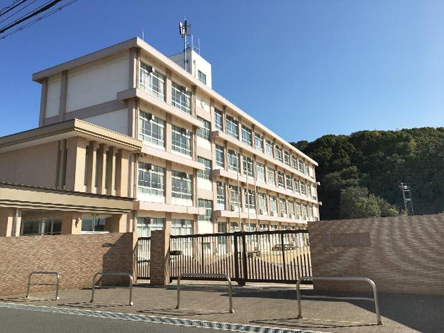 小学校　姫路市立勝原小学校（小学校）まで1217m