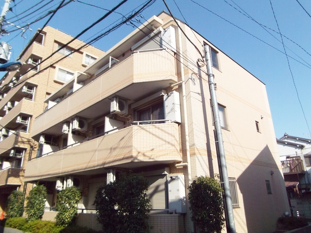 建物外観　御覧の通り日当たり良好♪
