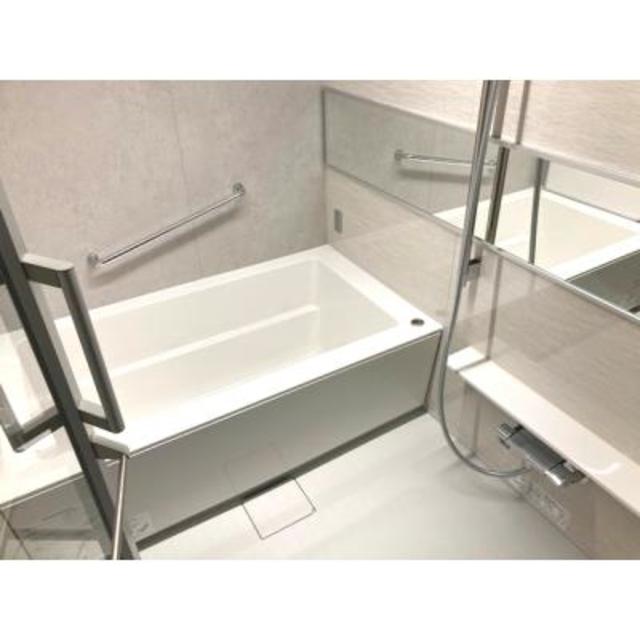 バス・シャワールーム　※写真は同タイプ住戸です。