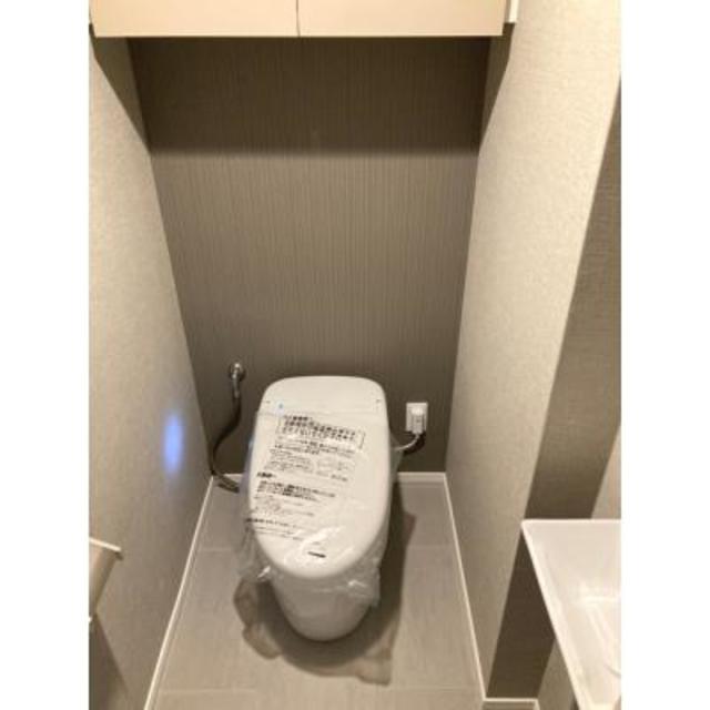 トイレ　※写真は同タイプ住戸です。