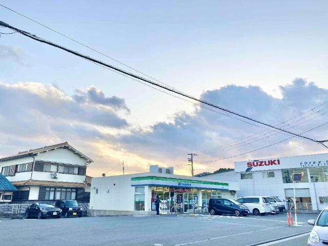 その他　ファミリーマート堺草部店（その他）まで132m