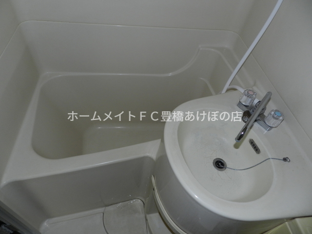 バス・シャワールーム　同型別部屋写真