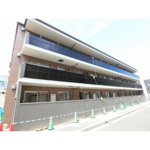 建物外観　【外観写真】※建築中