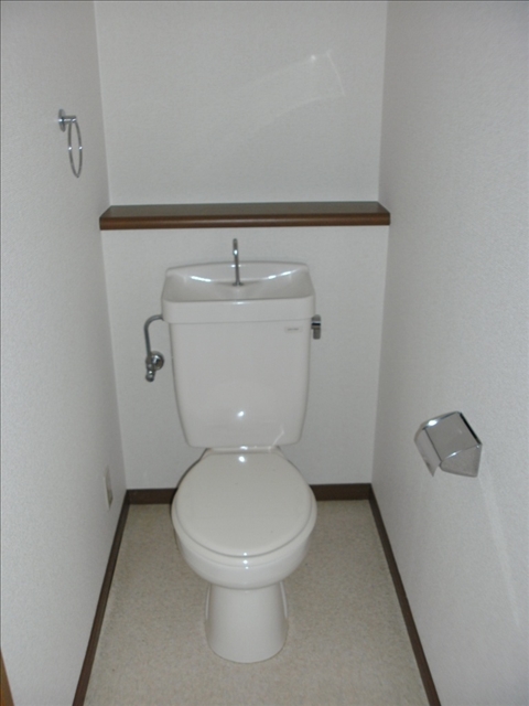 トイレ　トイレもきれいです