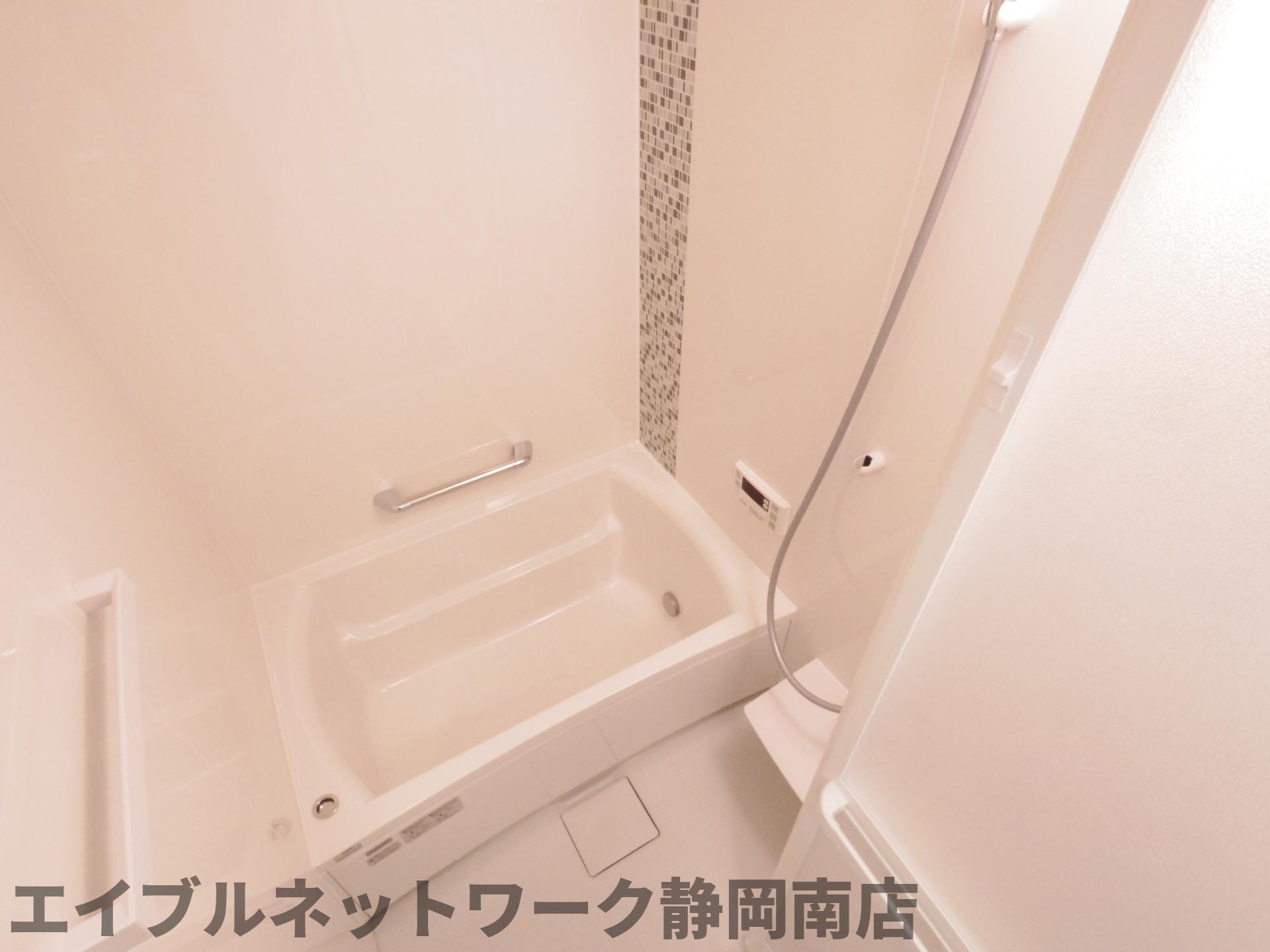 バス・シャワールーム　お風呂です