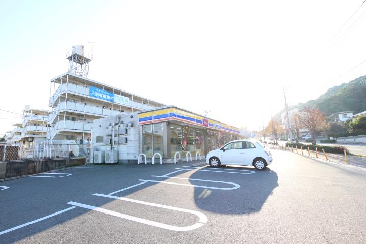 コンビニ　ミニストップ（コンビニ）まで1011m