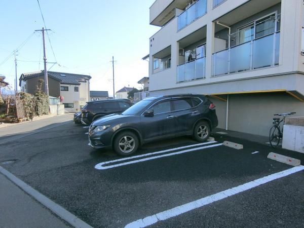 駐車場　★平面駐車場★