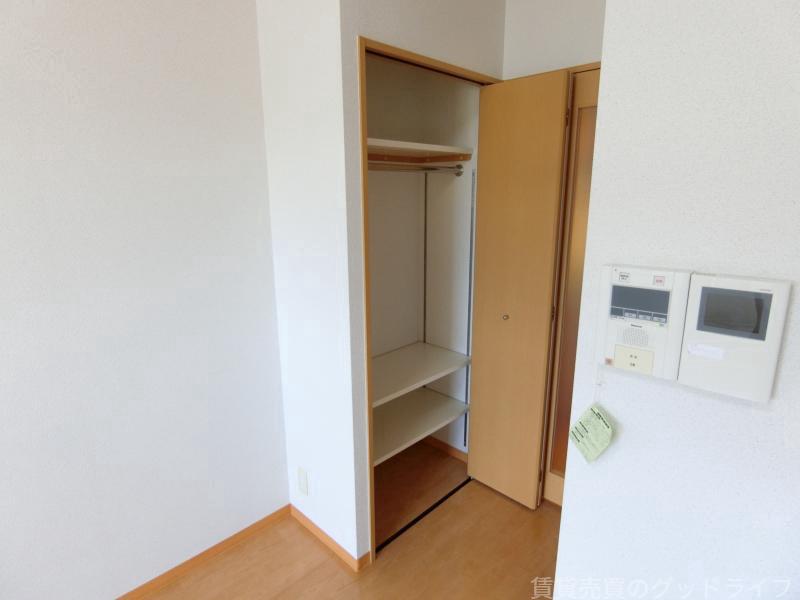 収納　クローゼット完備