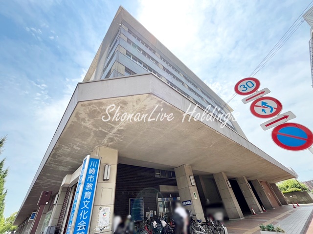 その他　川崎市教育文化会館（その他）まで299m