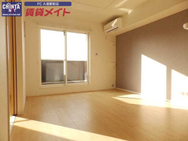 居室・リビング　同タイプ部屋写真です。