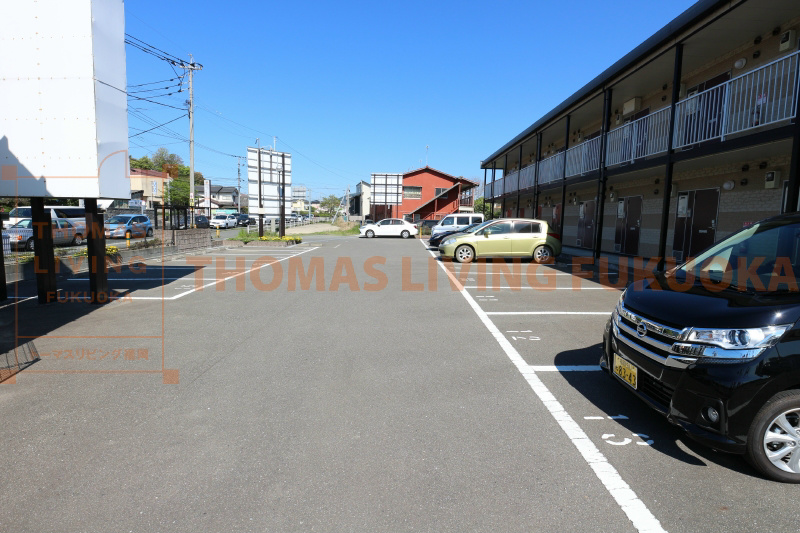 駐車場　駐車場