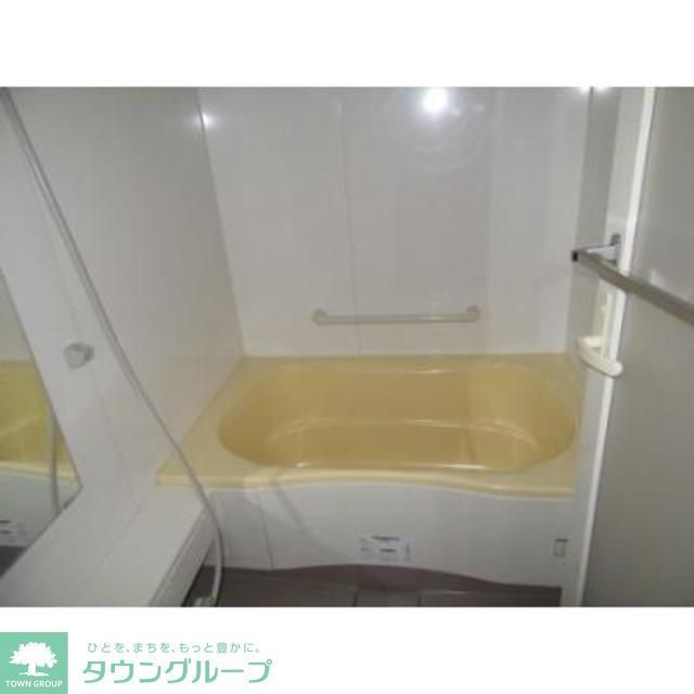 バス・シャワールーム　※写真は同タイプ住戸です。