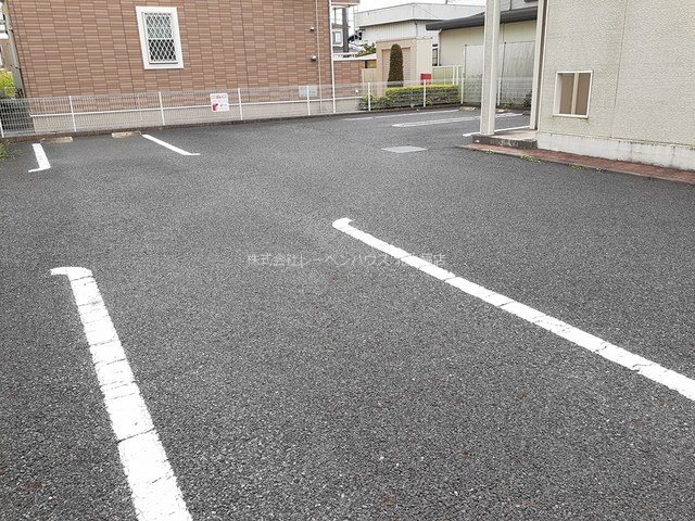 駐車場　お問合せは048-772-8202