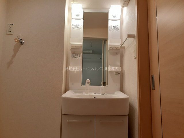 洗面設備　お問合せは048-772-8202