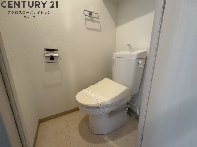 トイレ　温水洗浄便座付きのトイレです！