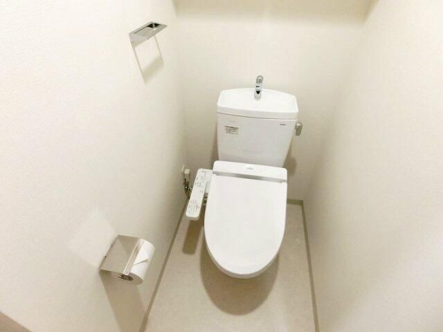 トイレ　コンパクトで使いやすいトイレです
