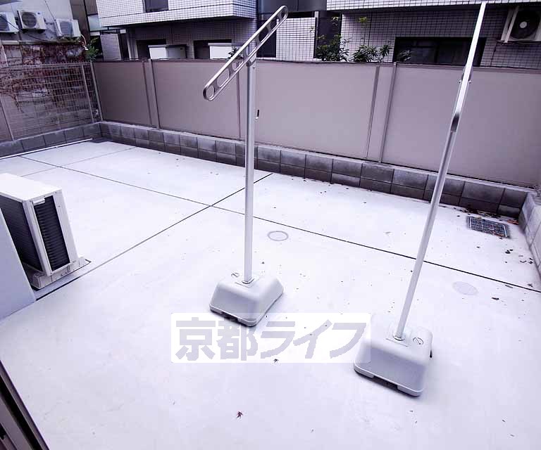 バルコニー　バルコニーで色々楽しめそうです・