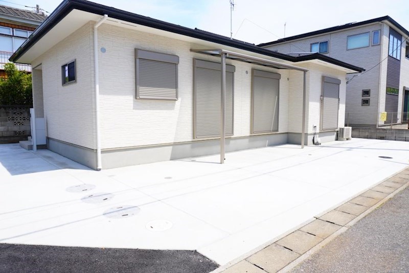 駐車場　敷地内駐車場