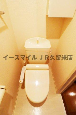 トイレ　清潔感のあるトイレです