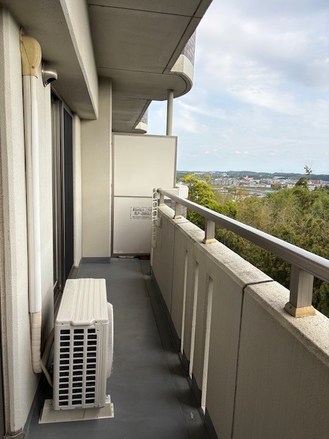 バルコニー　同物件同タイプの別のお部屋の写真です
