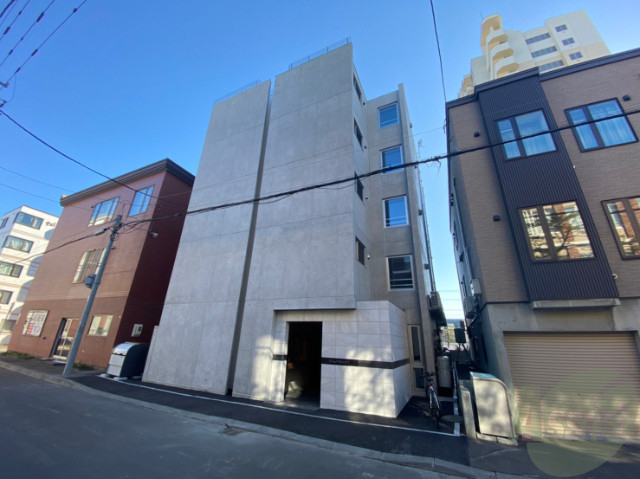 建物外観　札幌市東区北十五条東「グランラヴィ１」