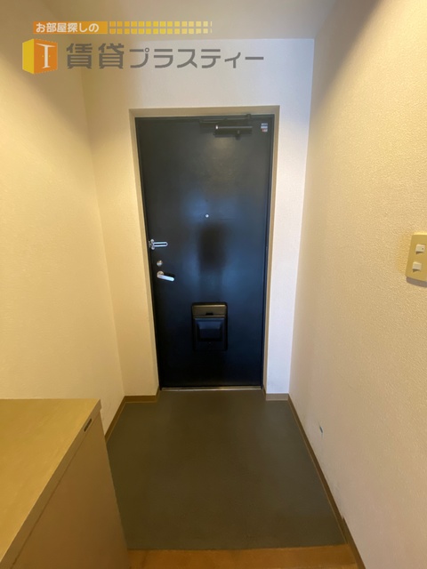 玄関　シューズボックスあります