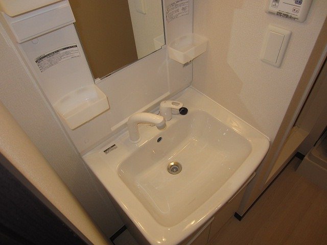 洗面設備　洗髪洗面化粧台※同タイプ