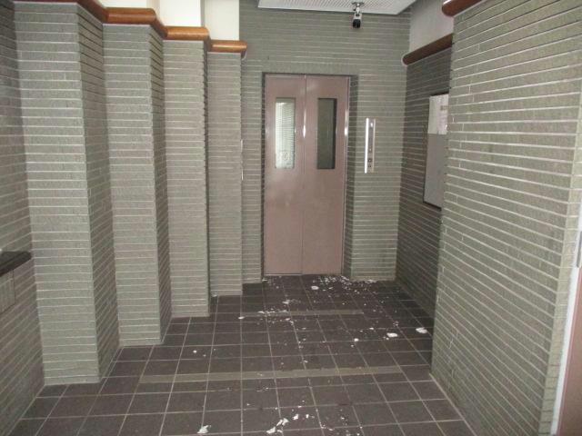 エントランス　エントランス部分