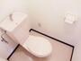 トイレ　トイレは普通ですみません・・・・。