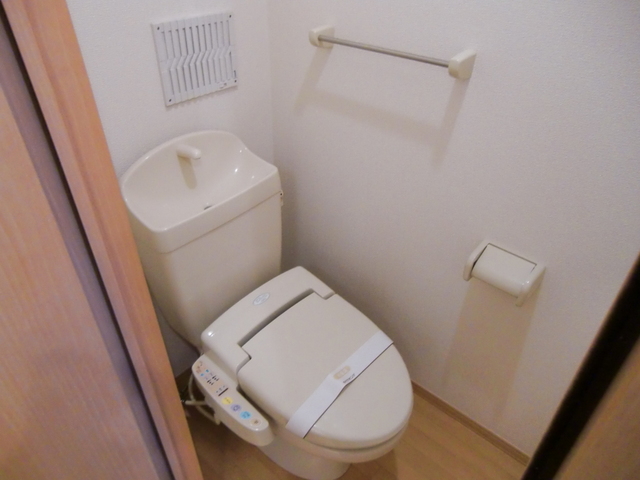 トイレ　ウォシュレット付きトイレ