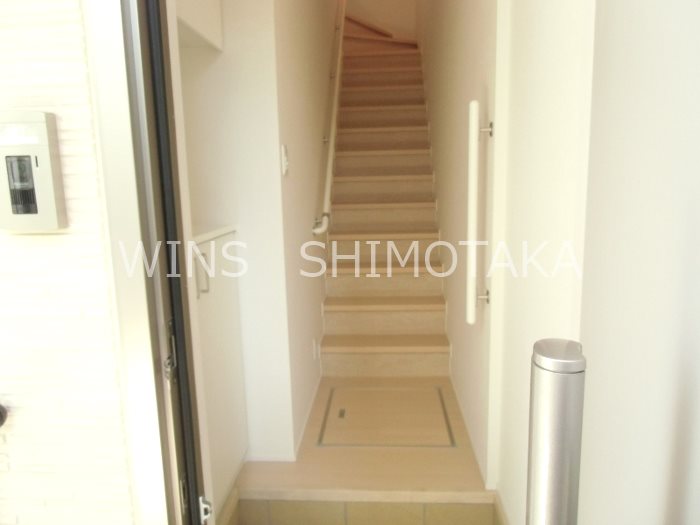 玄関　☆別部屋参考写真です☆