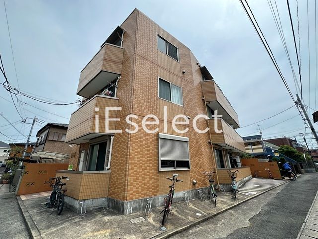 建物外観　幕張駅徒歩３分の立地です。