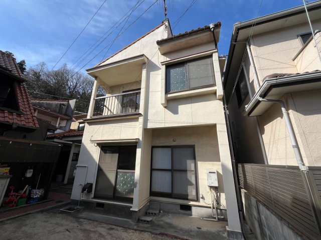 建物外観　1978年築　阿賀北3丁目4番戸建
