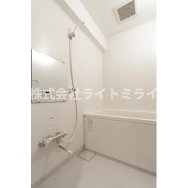 バス・シャワールーム　※写真は同タイプ住戸です。?