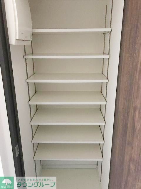 収納　シューズボックス